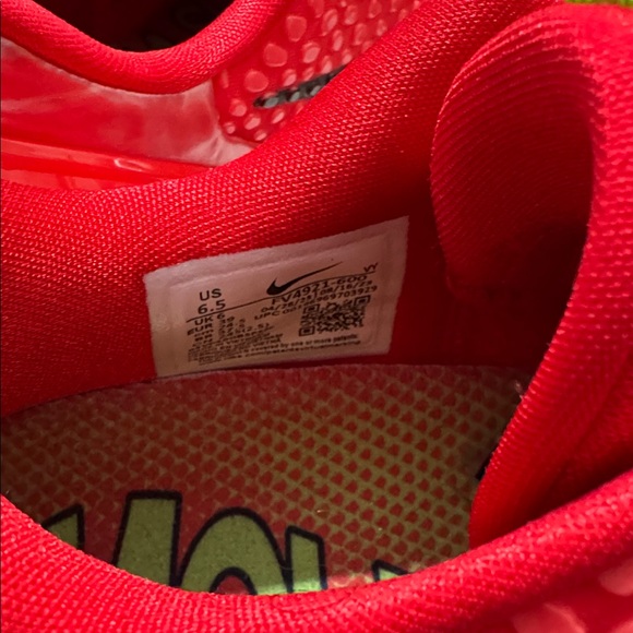 Kobe VI Protro - Picture 7 of 9